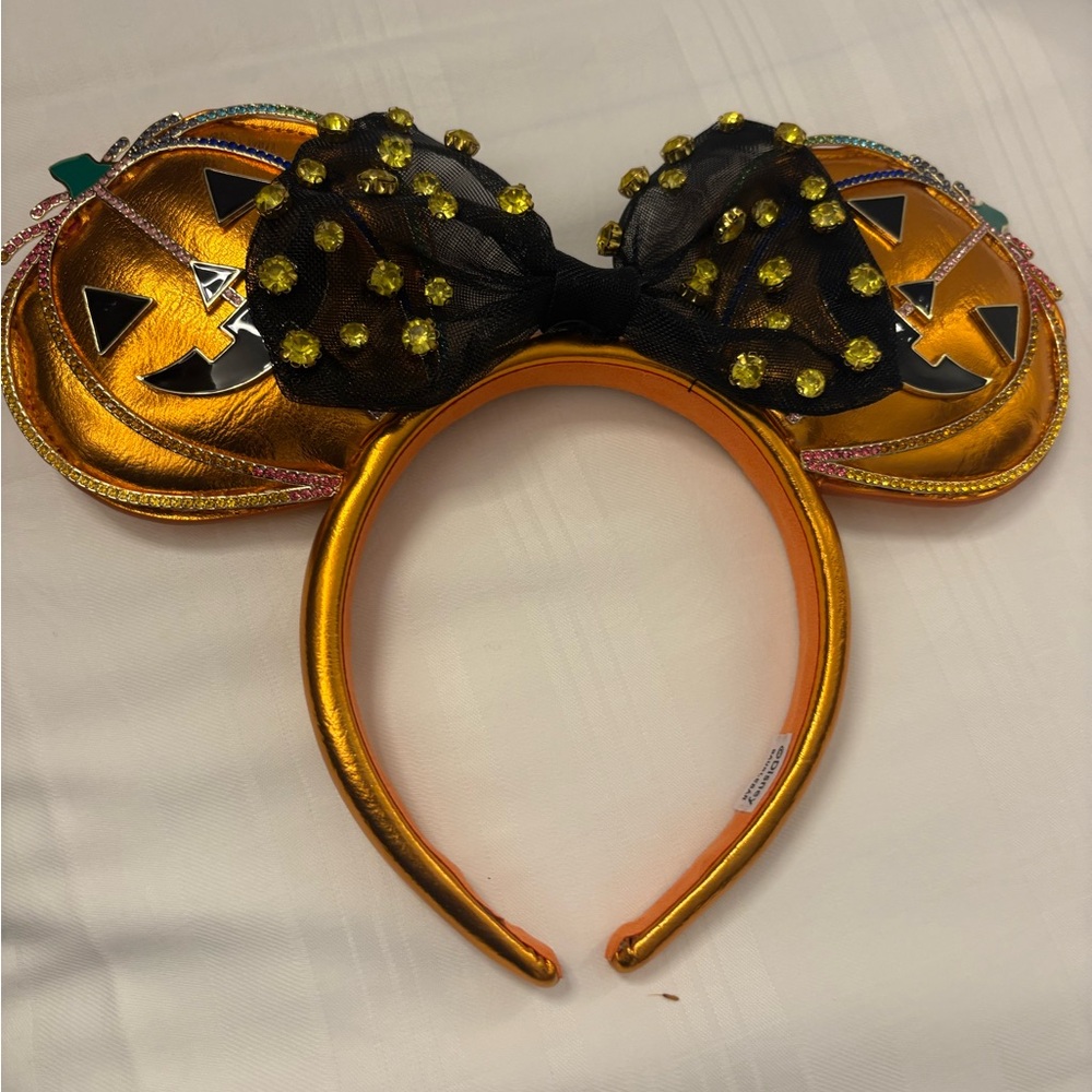 2025 BaubleBar x Disney Halloween Pumpkin Ears with Black Bow